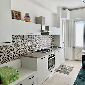Rosy's Flat La Spezia
